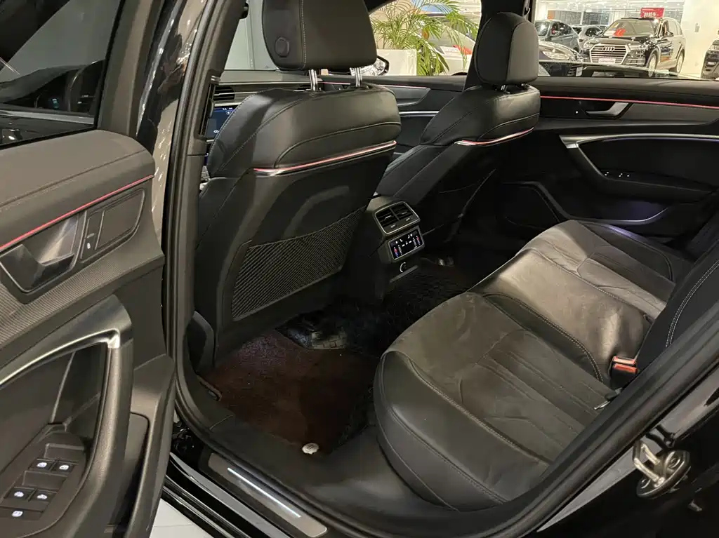 AUDI A6L 2021