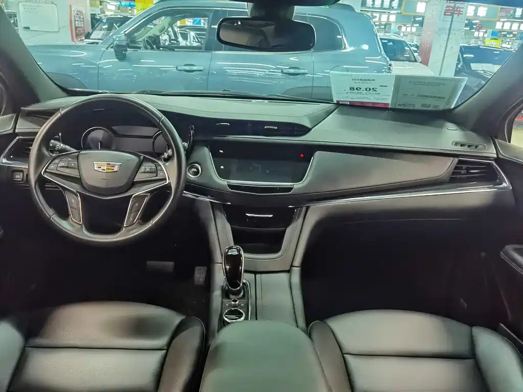 CADILLAC XT5 2020