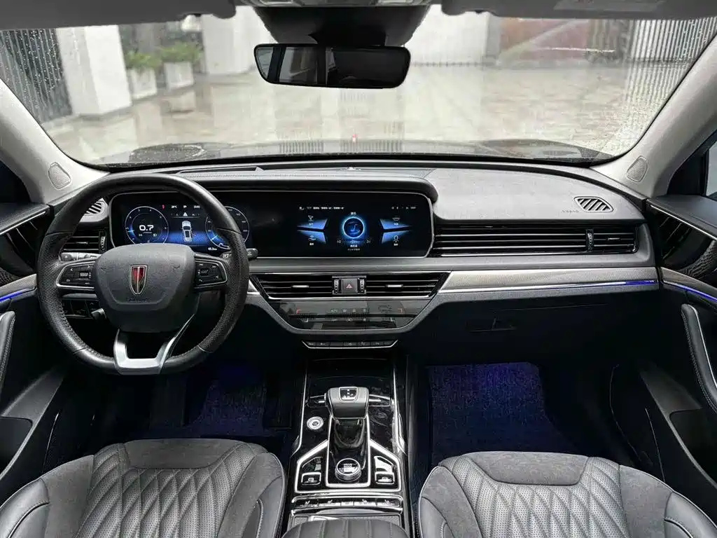 HONGQI HS5 2022