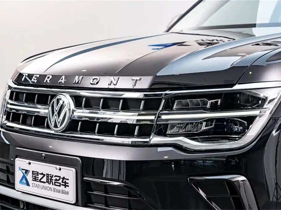 VOLKSWAGEN TOURAN 2022