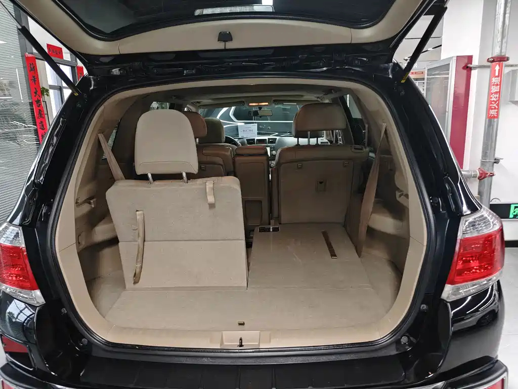 TOYOTA HIGHLANDER 2014