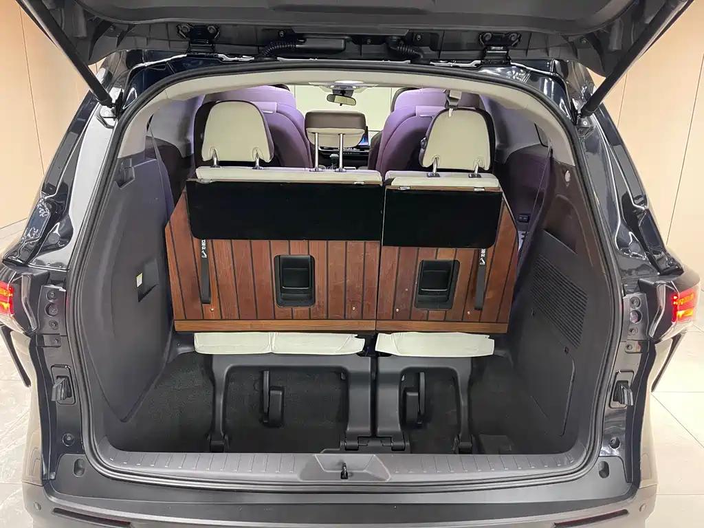 TOYOTA SIENNA SIENNA 2023