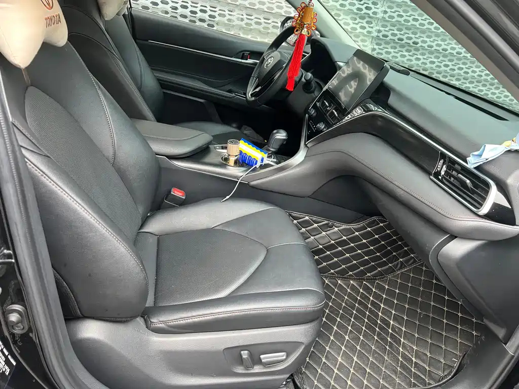TOYOTA CAMRY 2021