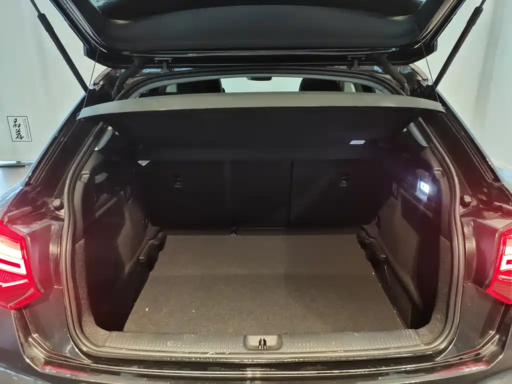 AUDI Q2L 2023