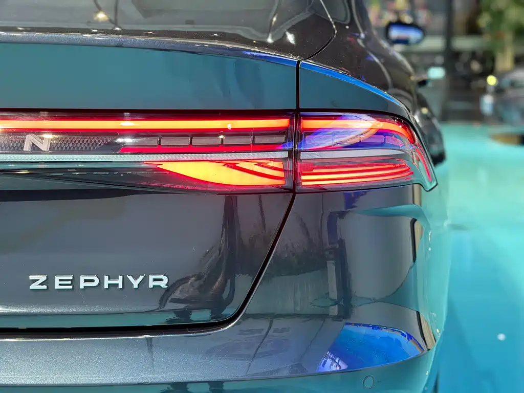 LINCOLN Z 2023