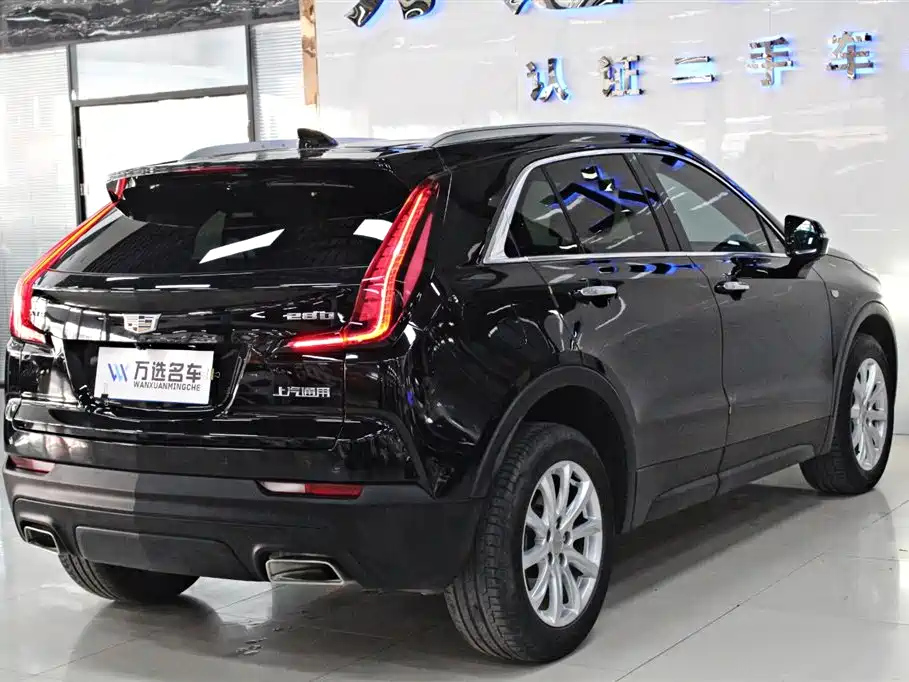 CADILLAC XT4 2020