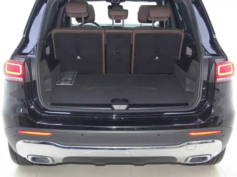 MERCEDES BENZ GLB 2023
