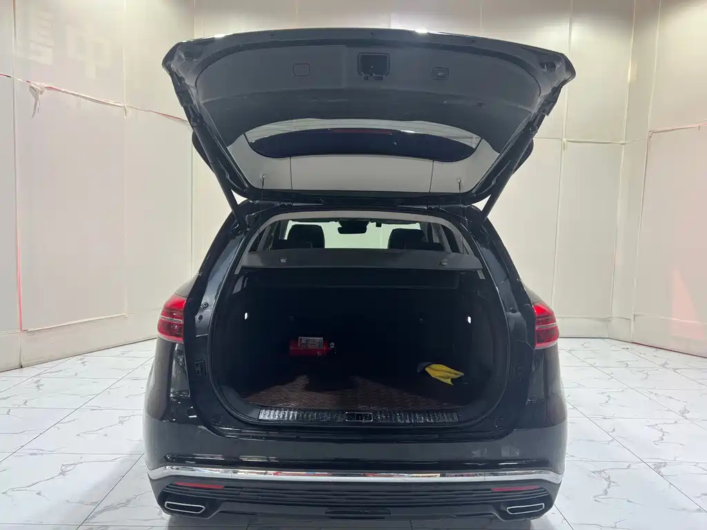 HONGQI HS5 2020