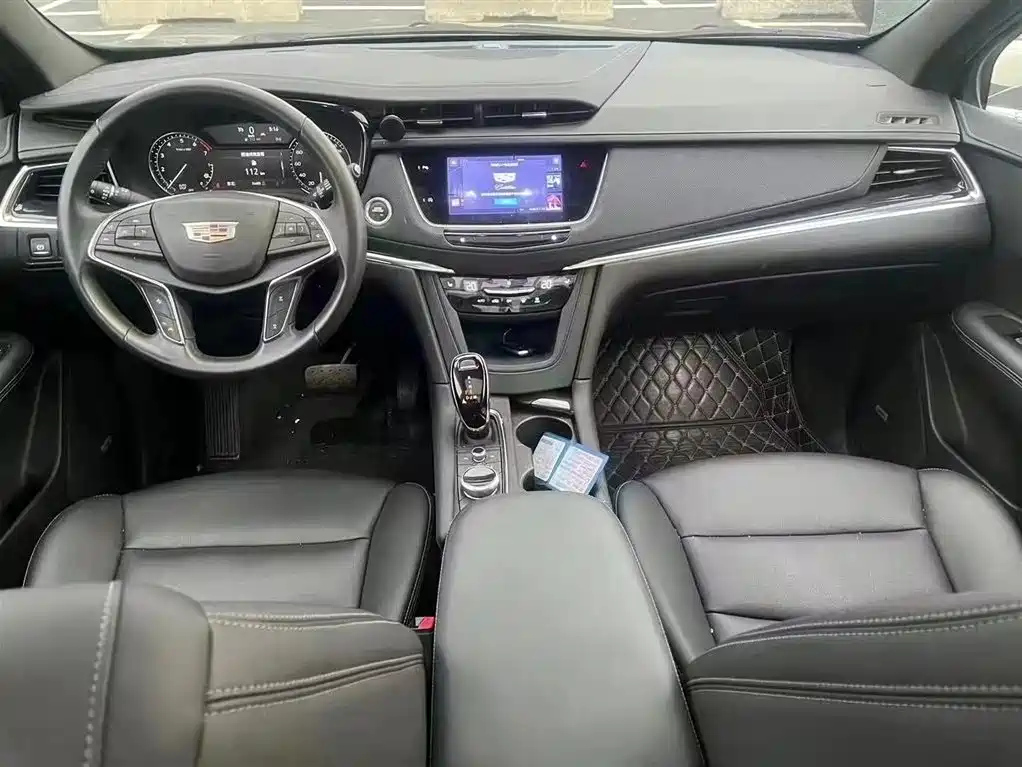 CADILLAC XT5 2023