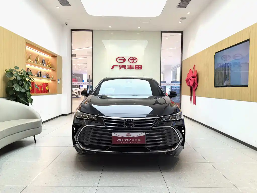 TOYOTA AVALON 2021