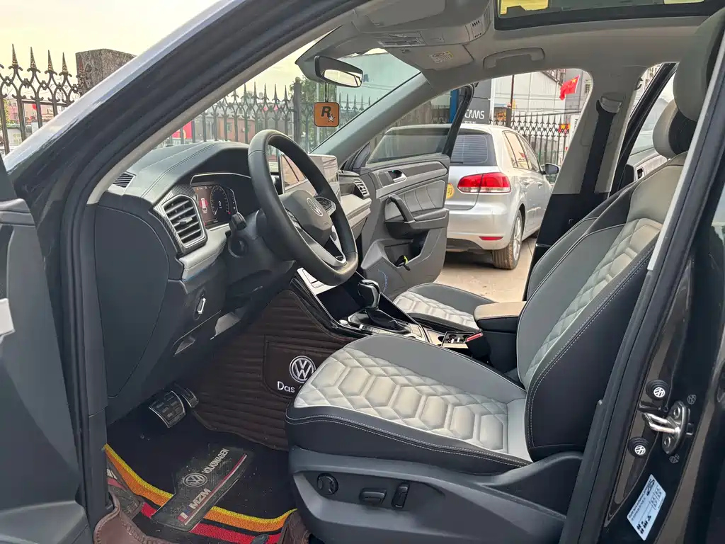 VOLKSWAGEN TAYRON 2022