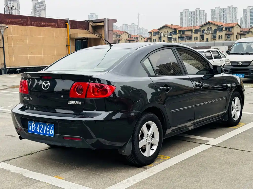 MAZDA 3 2009