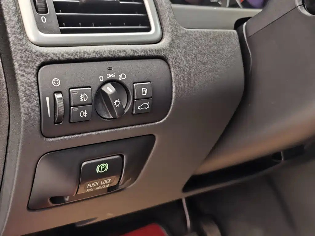 VOLVO S80L 2013