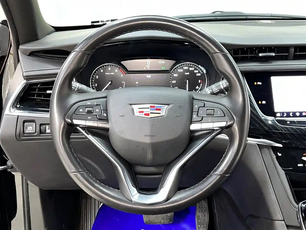 CADILLAC XT6 2021