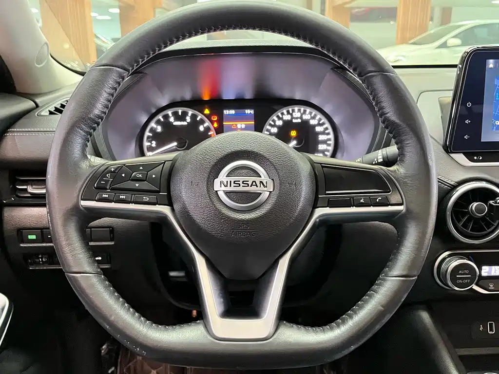 NISSAN SYLPHY 2021