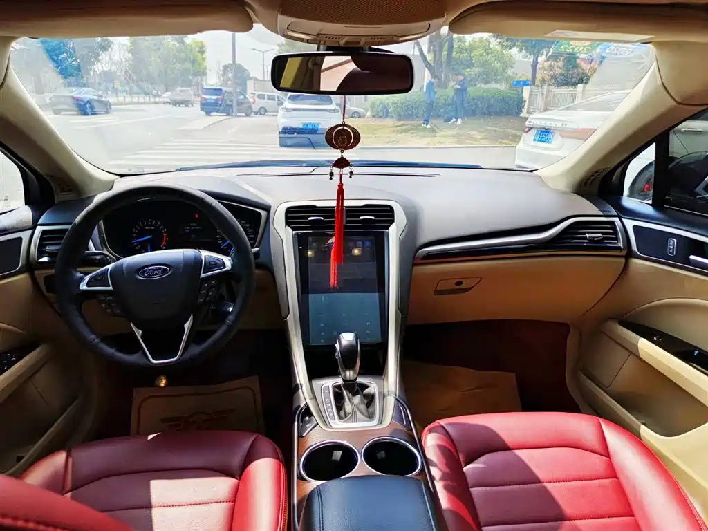 FORD MONDEO 2014