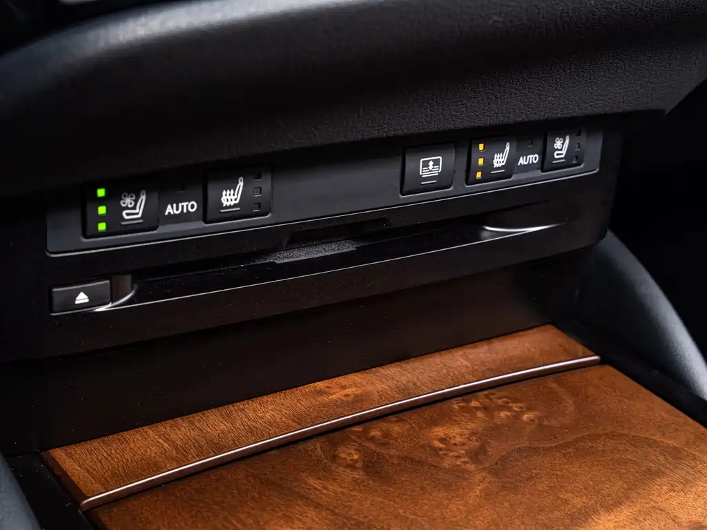 LEXUS ES 2021