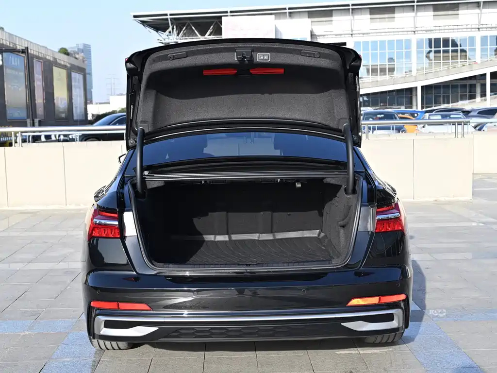 AUDI A6L 2023