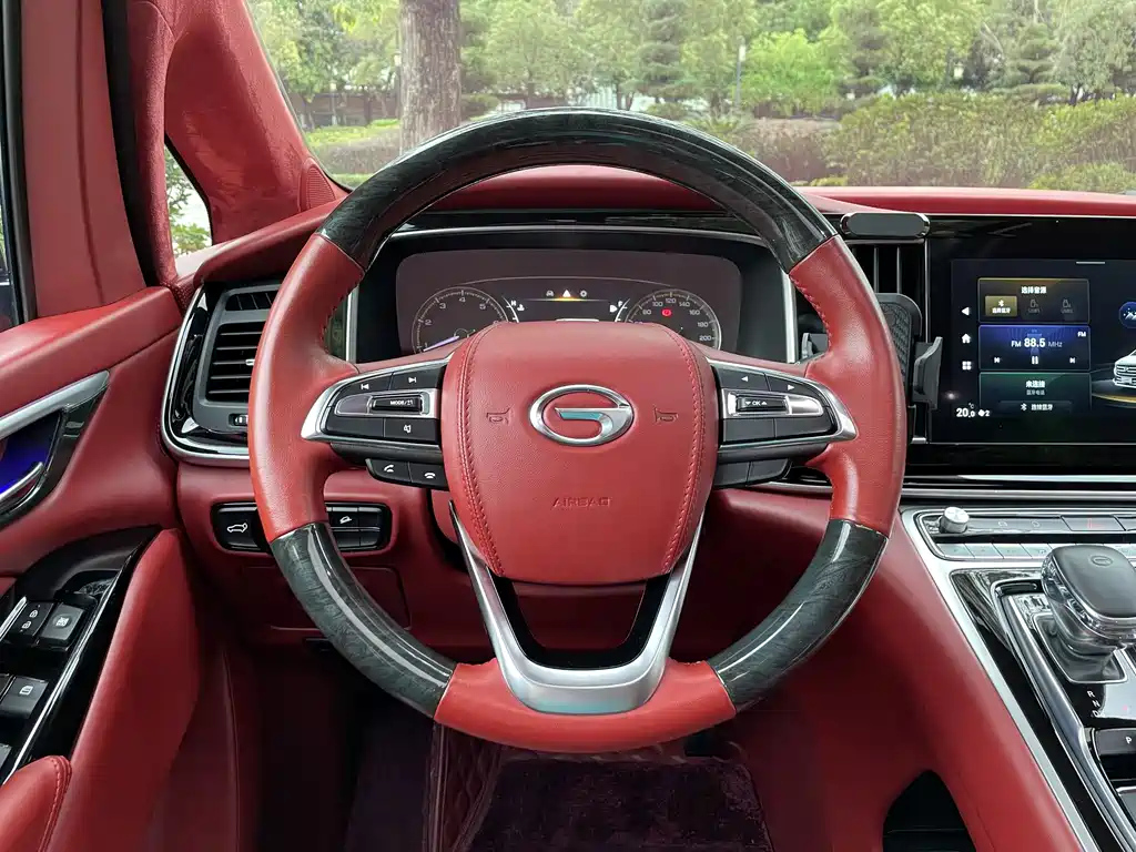 TRUMPCHI M8 2021