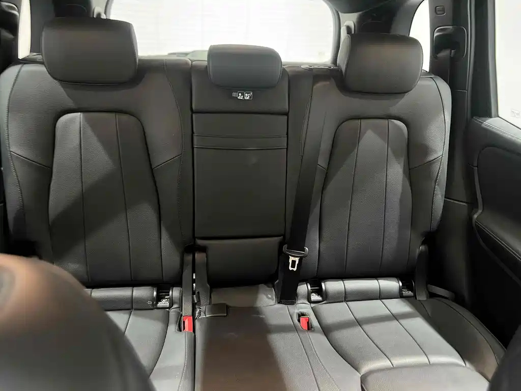 MERCEDES BENZ GLB 2022
