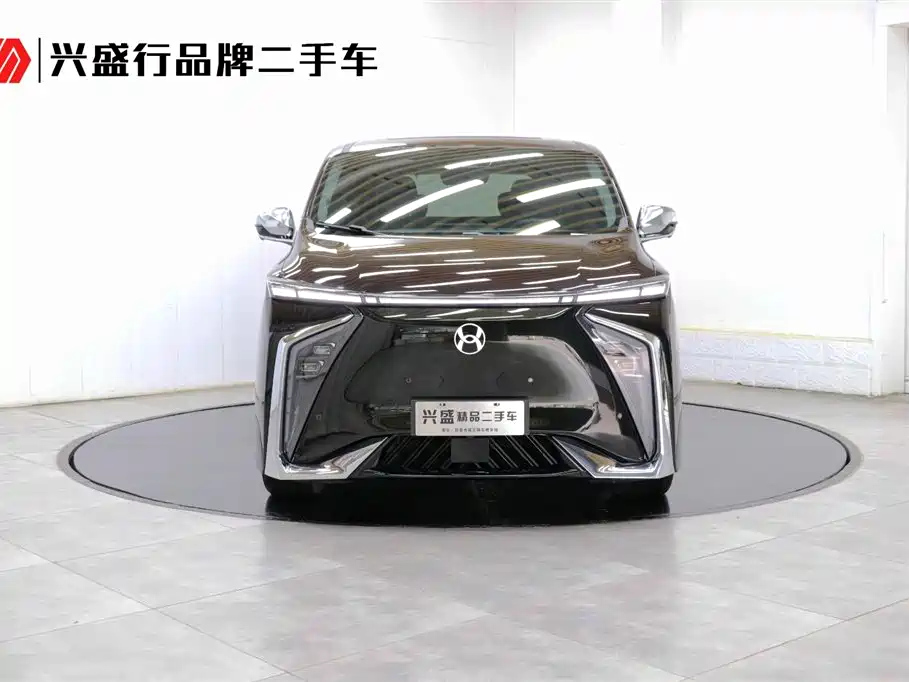 HYCAN V09 2024