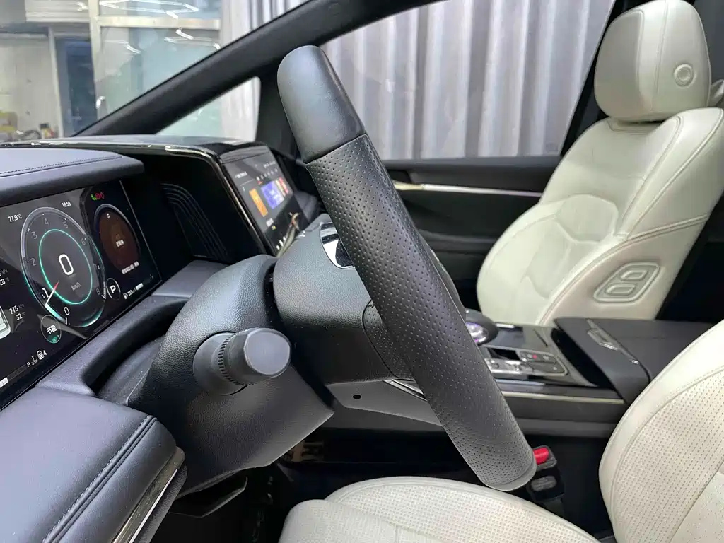 TRUMPCHI M8 2023
