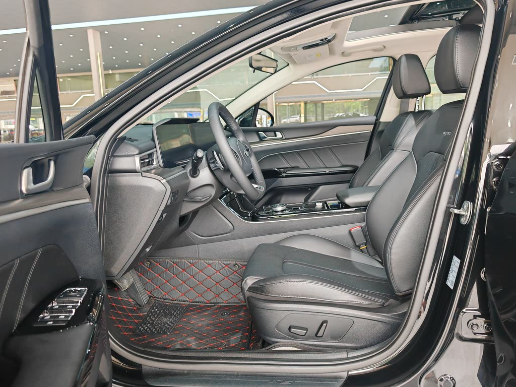 KIA K5 2021