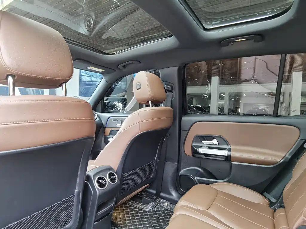 MERCEDES BENZ GLB 2020