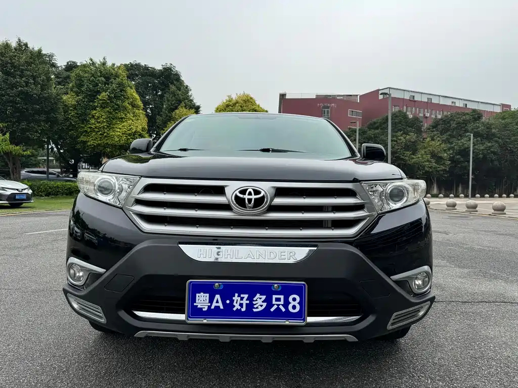 TOYOTA HIGHLANDER 2014