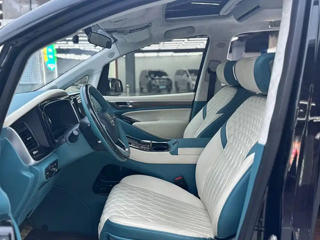 TRUMPCHI M8 2022
