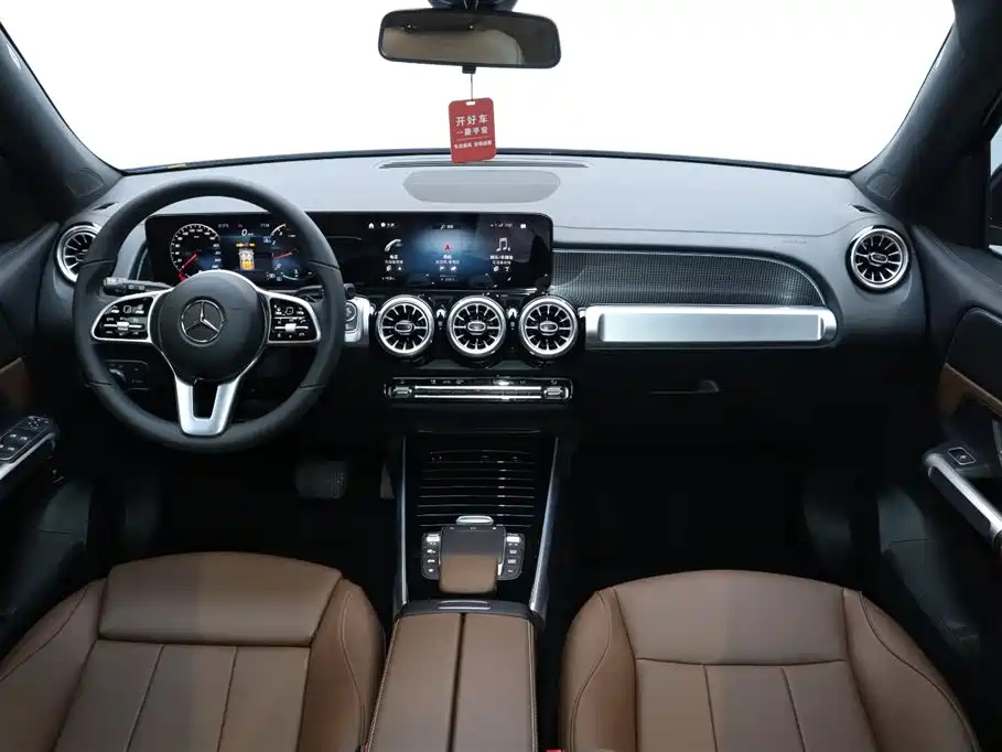 MERCEDES BENZ GLB 2022