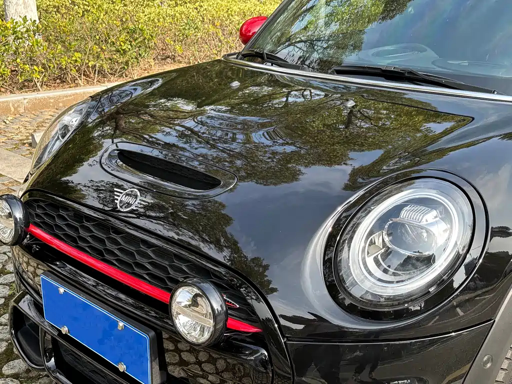 MINI JCW 2019
