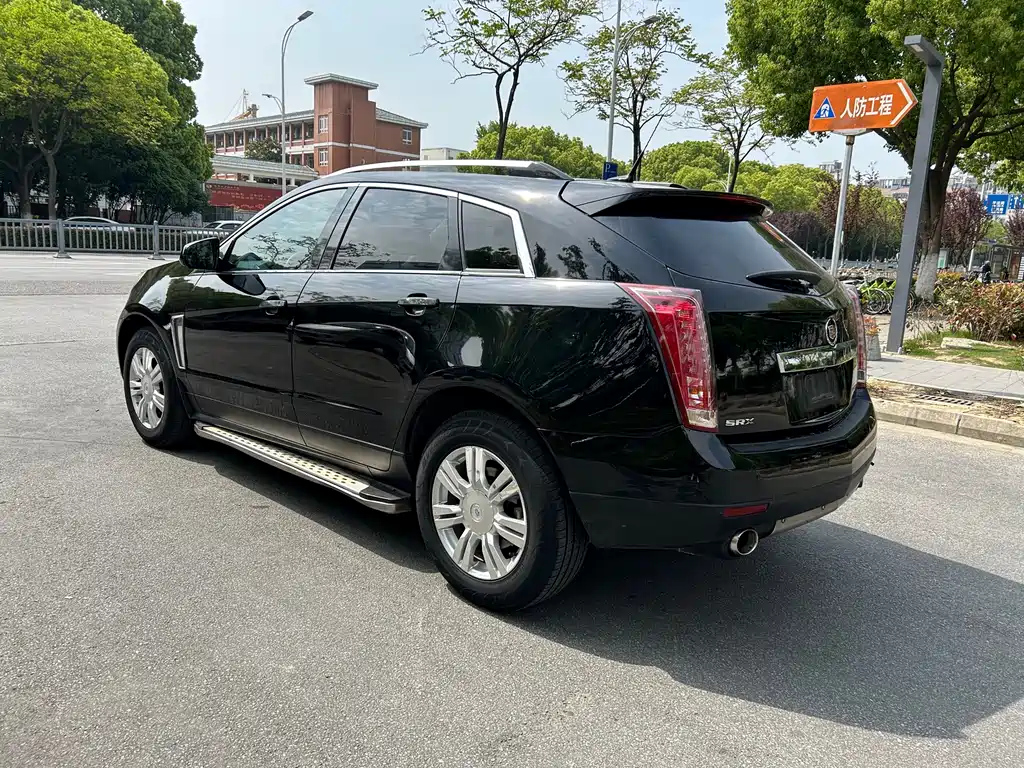 CADILLAC SRX 2013