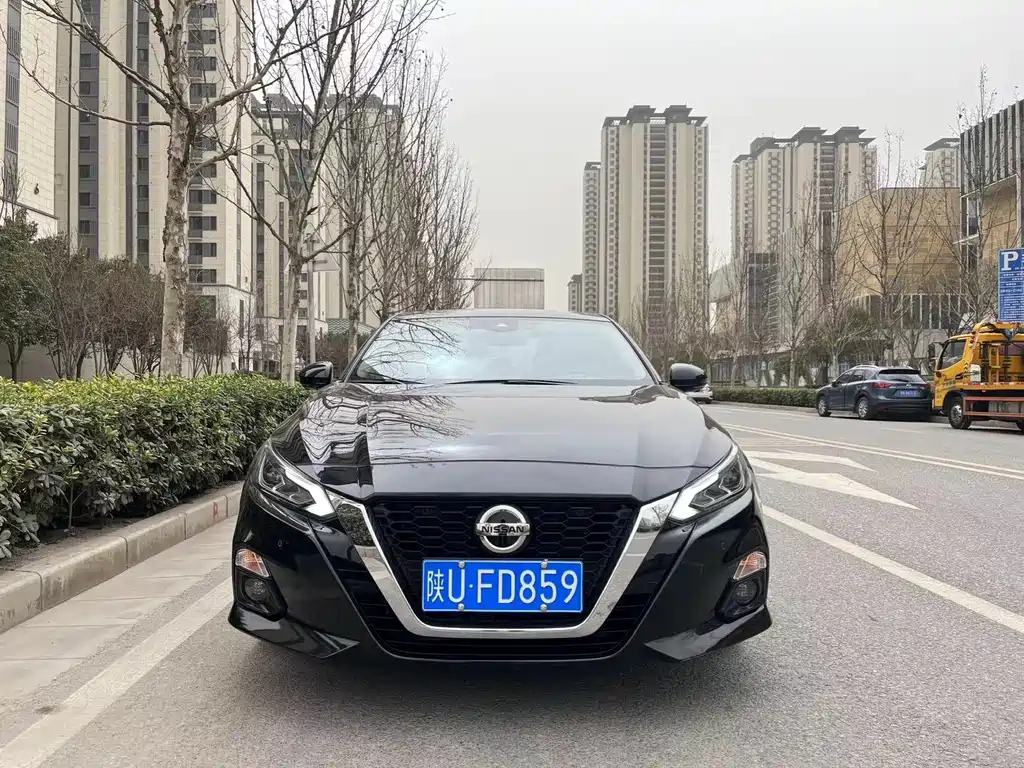 NISSAN TEANA 2021
