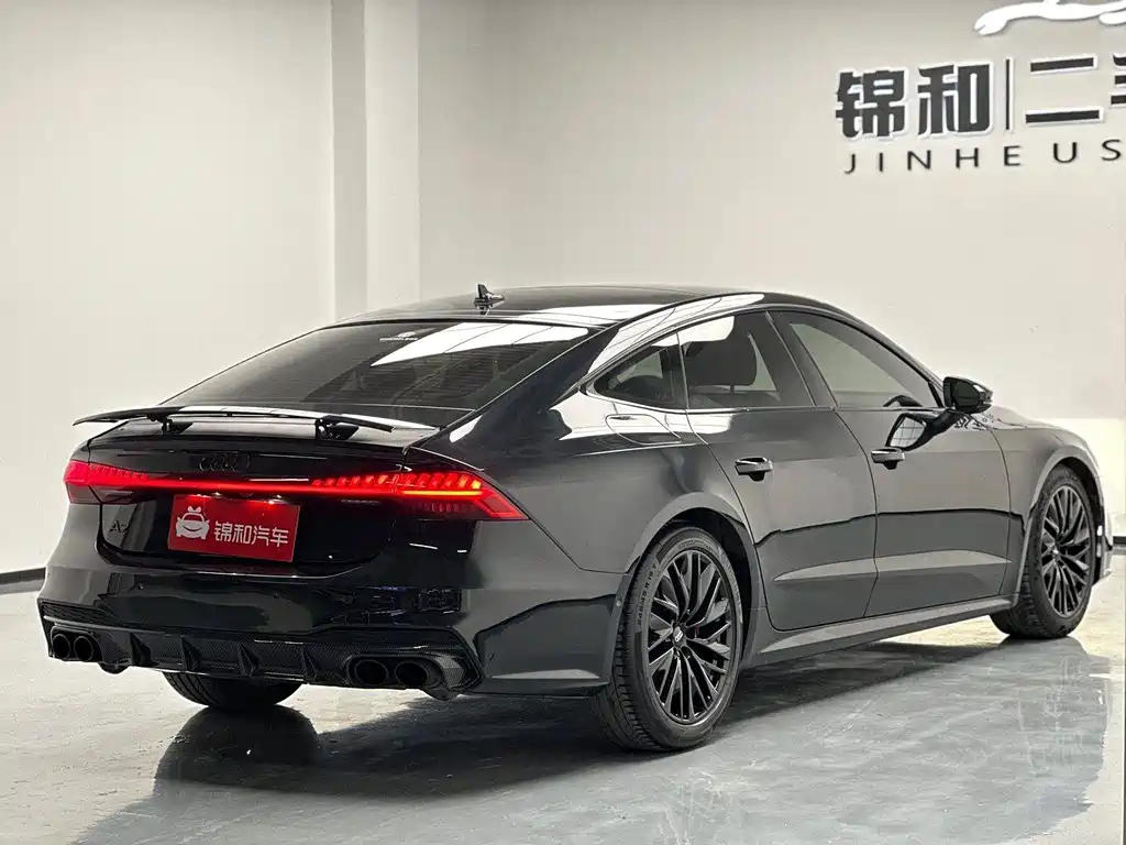 AUDI A7 2022