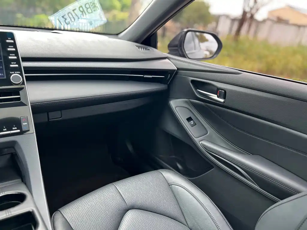 TOYOTA AVALON 2022