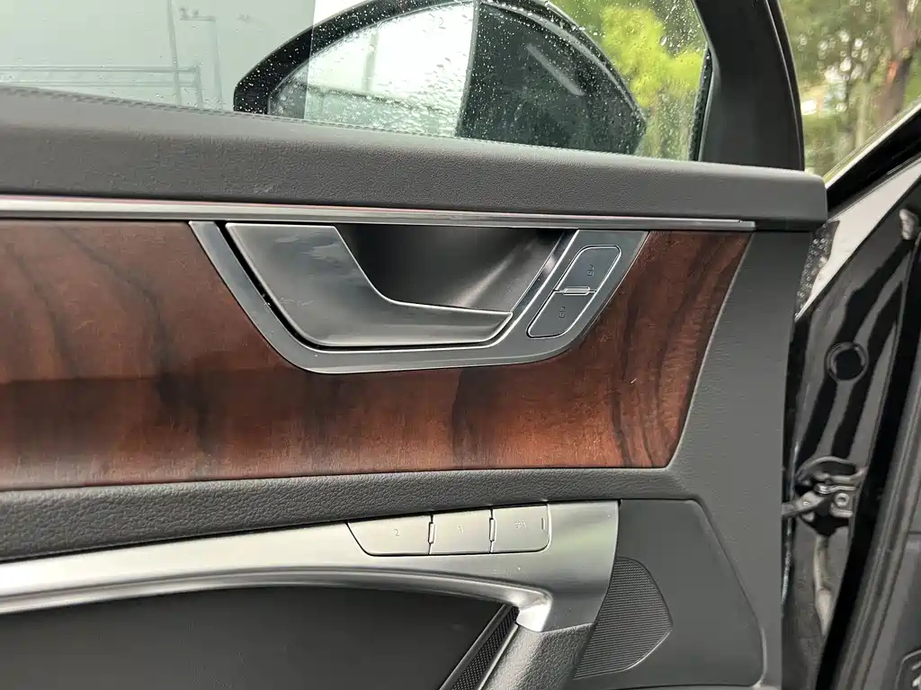AUDI A6L 2023