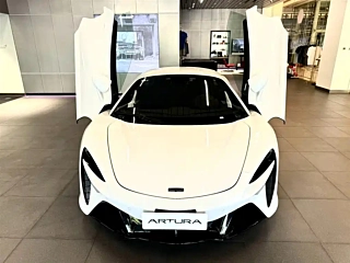 Заказать MCLAREN ARTURA