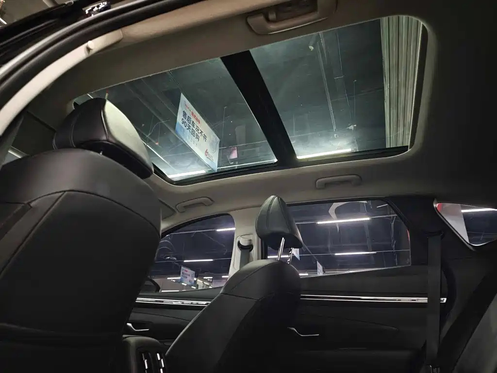 HYUNDAI TUCSON 2023