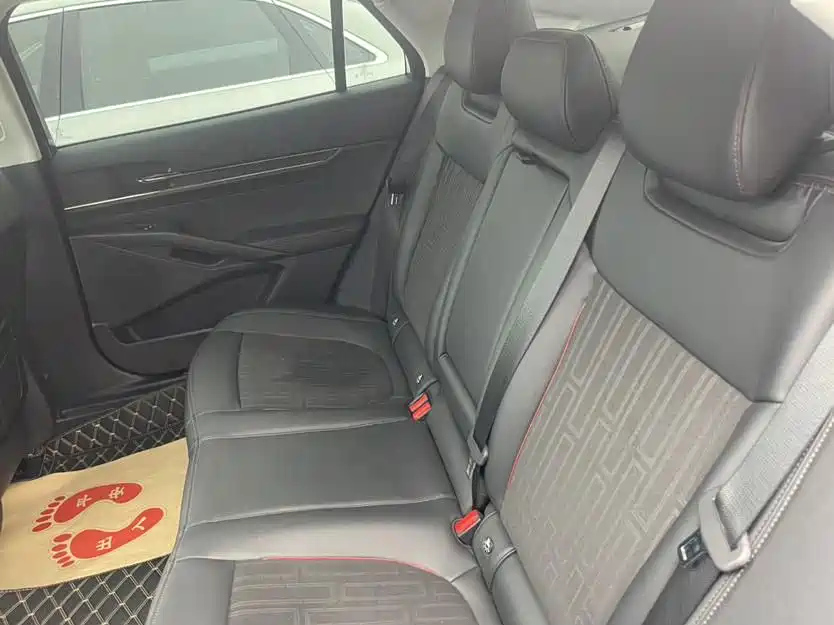 FORD MONDEO 2023