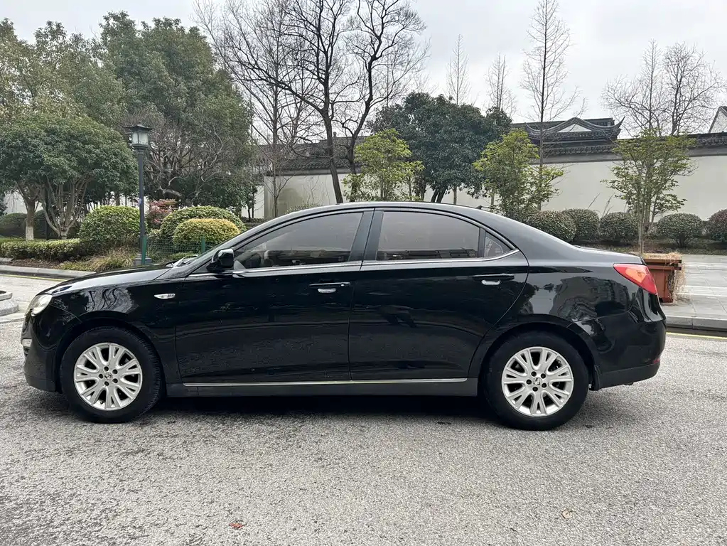 ROEWE 550 2010