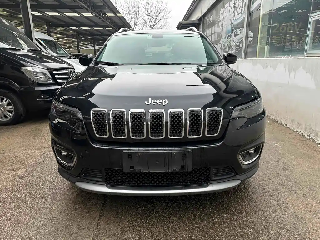 JEEP CHEROKEE 2021