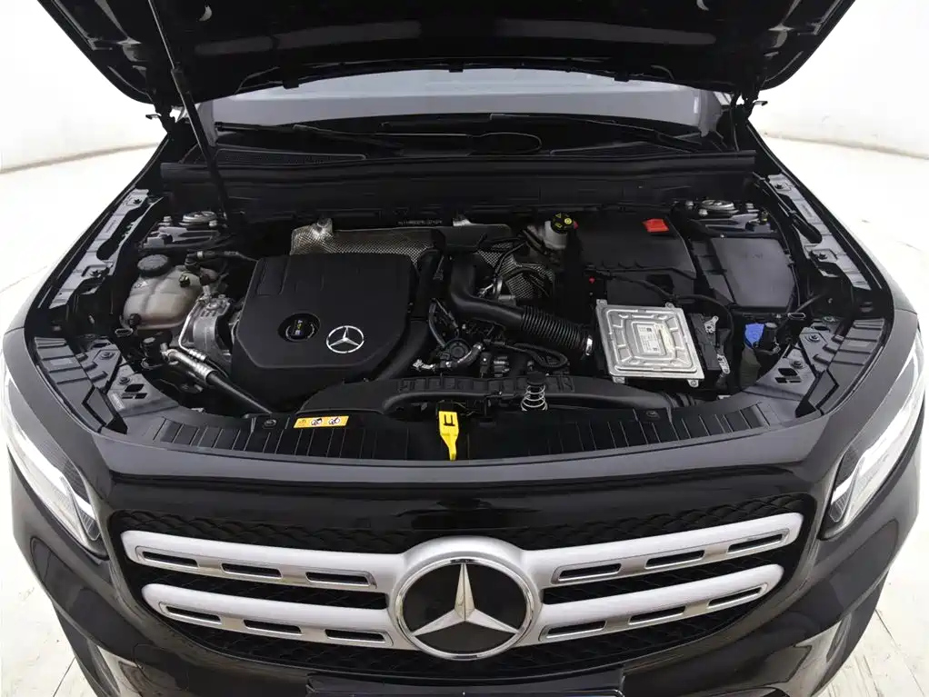 MERCEDES BENZ GLB 2021
