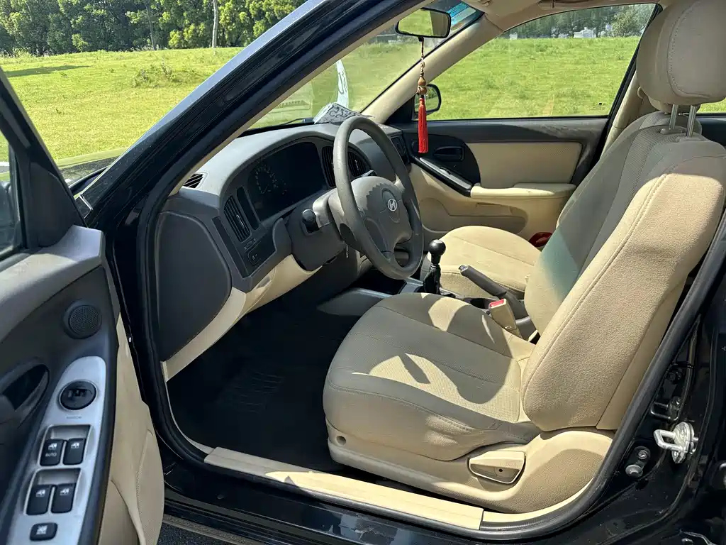 HYUNDAI ELANTRA 2010