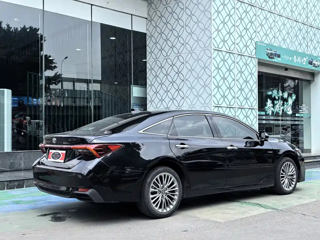 TOYOTA AVALON 2020