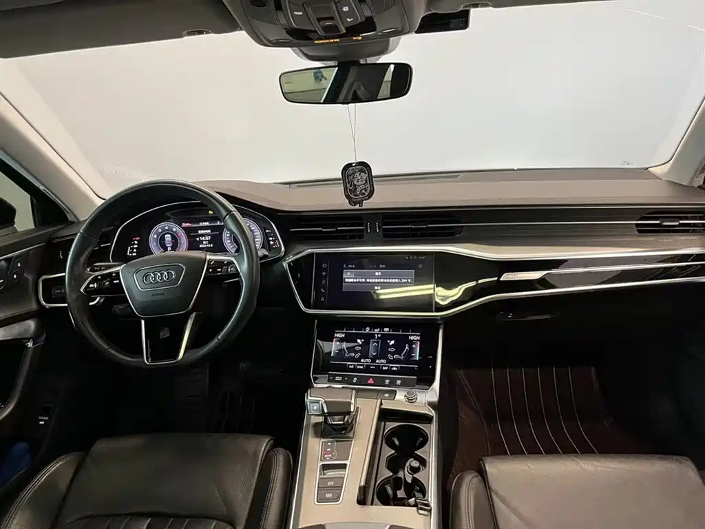 AUDI A6L 2020