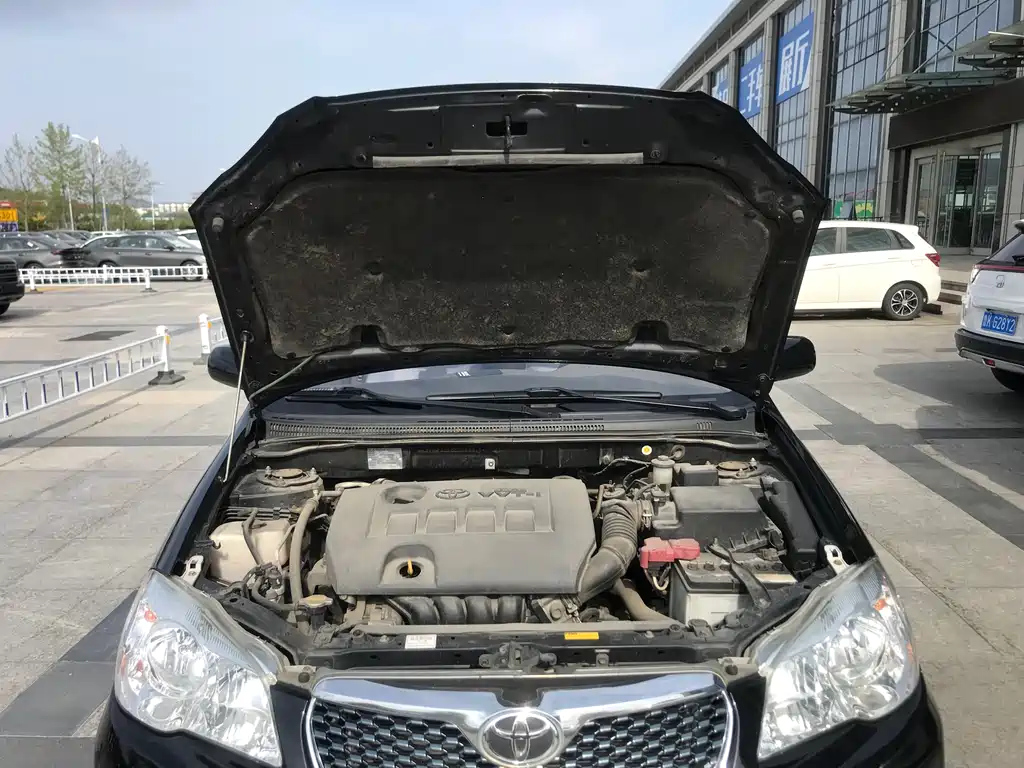 TOYOTA COROLLA 2012