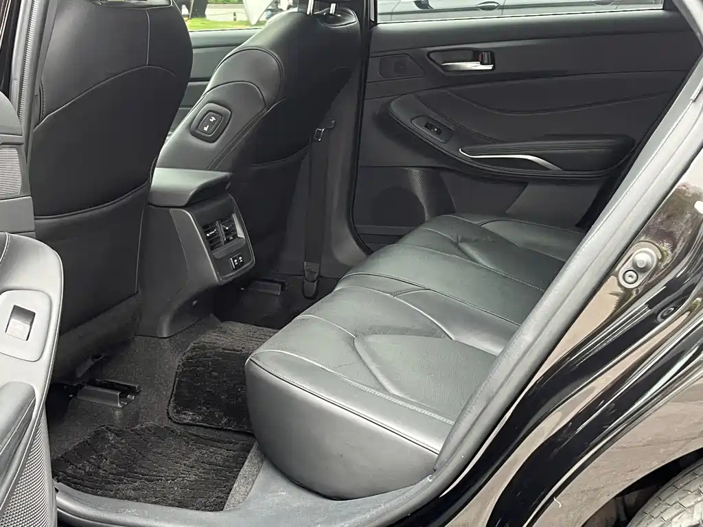 TOYOTA AVALON 2021