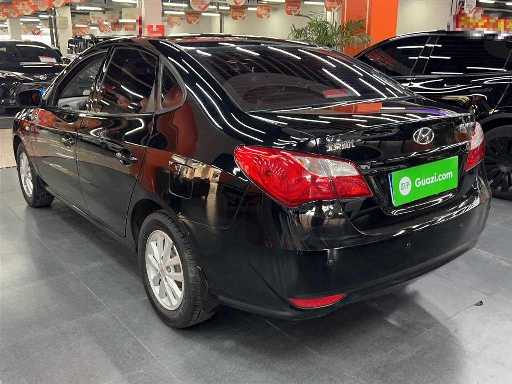 HYUNDAI CELESTA 2016
