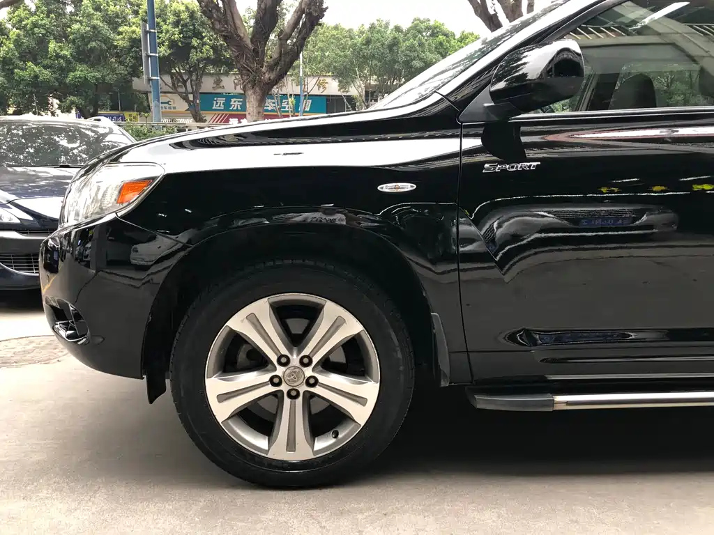 TOYOTA HIGHLANDER 2010